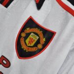 MANCHESTER UNITED I 97/98 HOMBRE (RETRO) - Imagen 5