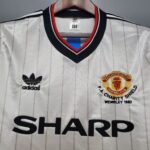 MANCHESTER UNITED II 1983 HOMBRE (RETRO) - Imagen 3