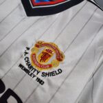 MANCHESTER UNITED II 1983 HOMBRE (RETRO) - Imagen 5