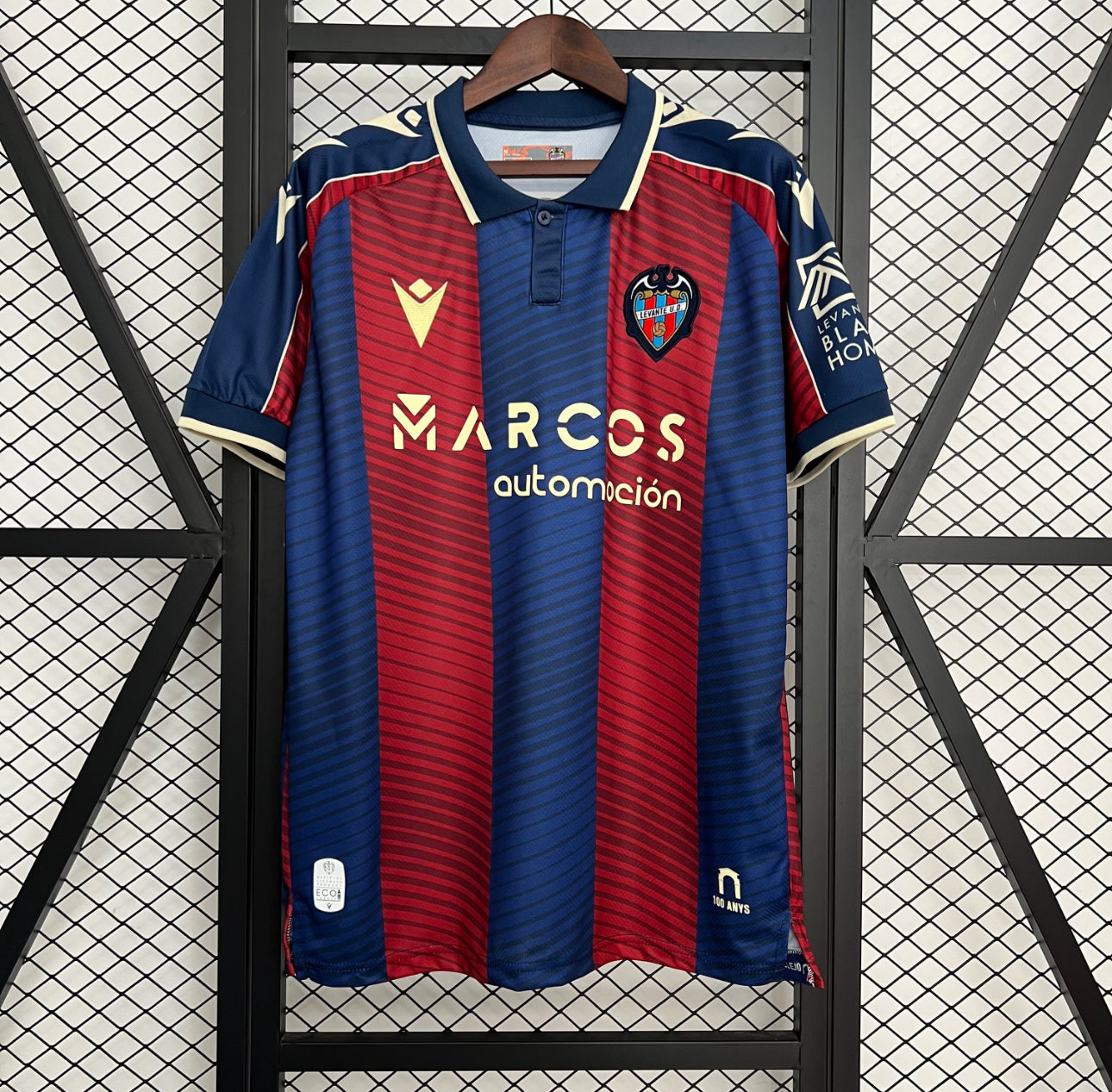 754C7203-78CA-4685-9F37-C4E4A7CEB1F2 LEVANTE I 25/26 HOMBRE - Imagen 1
