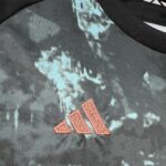 BAYERN DE MUNICH II 24/25 CONJUNTO INFANTIL - Imagen 3