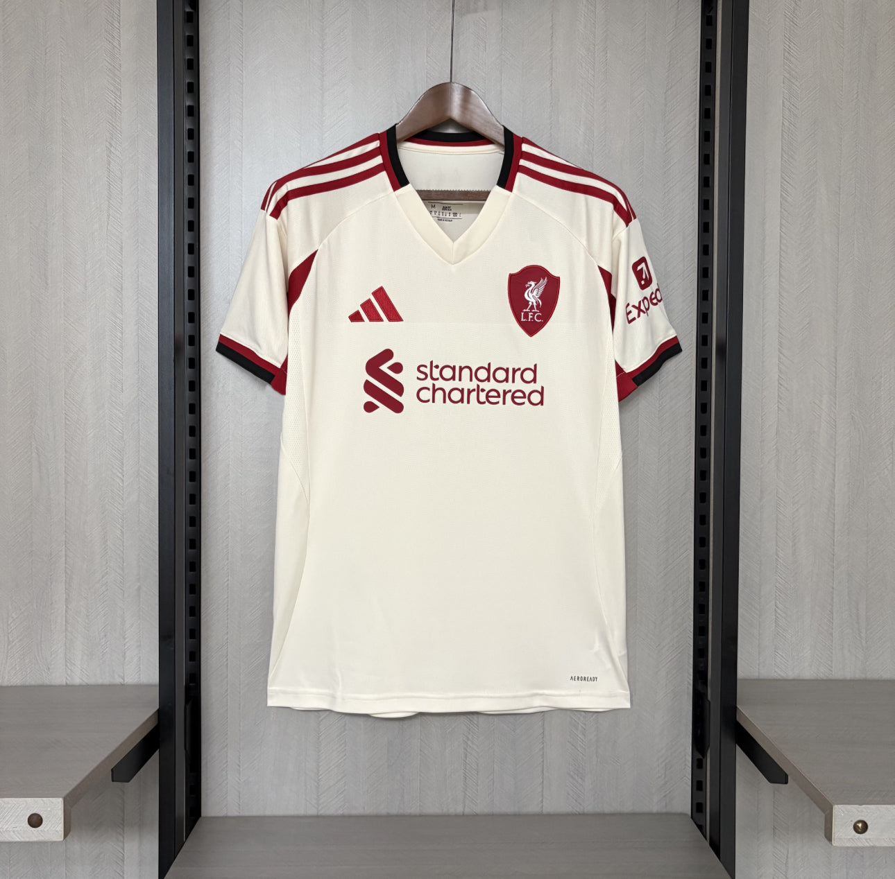FFC64BE5-A5F1-420A-8167-A0D4DB092F63 LIVERPOOL II 25/26 HOMBRE - Imagen 1