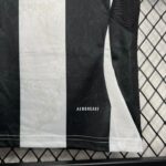 JUVENTUS I 24/25 CONJUNTO INFANTIL - Imagen 4