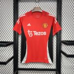 MANCHESTER UNITED CALENTAMIENTO II 24/25 HOMBRE