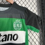 SPORTING LISBOA I 24/25 CONJUNTO INFANTIL - Imagen 4