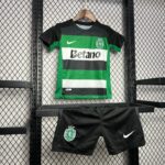 SPORTING LISBOA I 24/25 CONJUNTO INFANTIL - Imagen 2