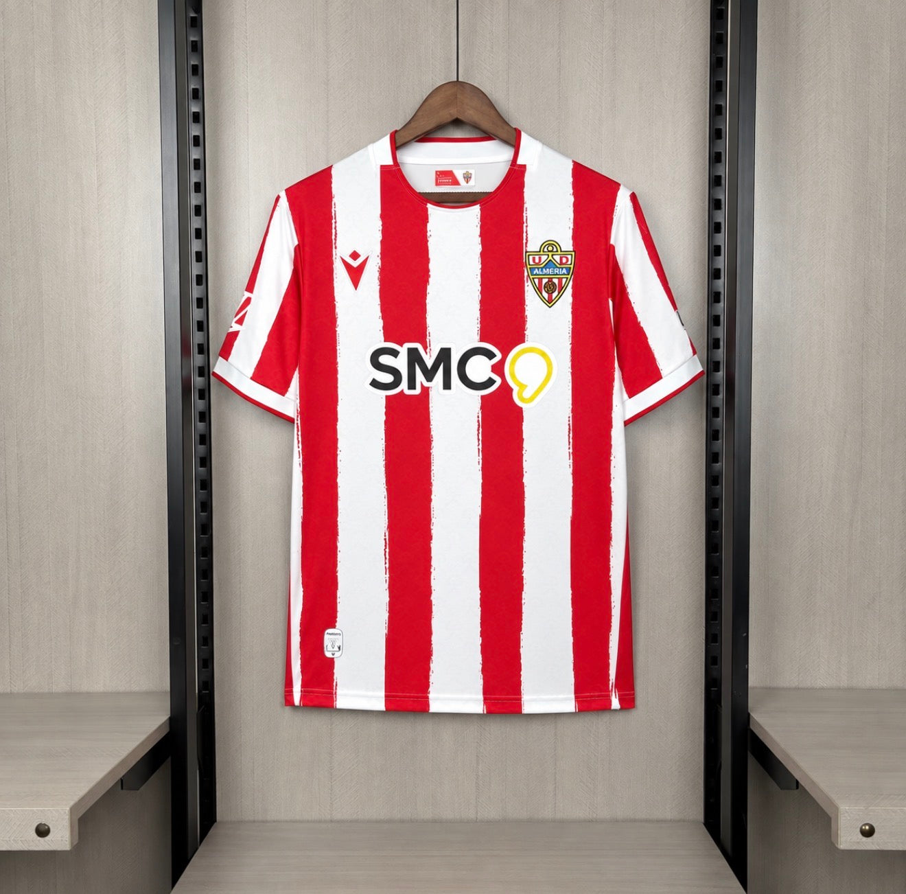 1DD6F8C4-0966-4A49-9E70-FBC8D10EEA2E.jpg ALMERÍA I 26/27 HOMBRE - Imagen 1