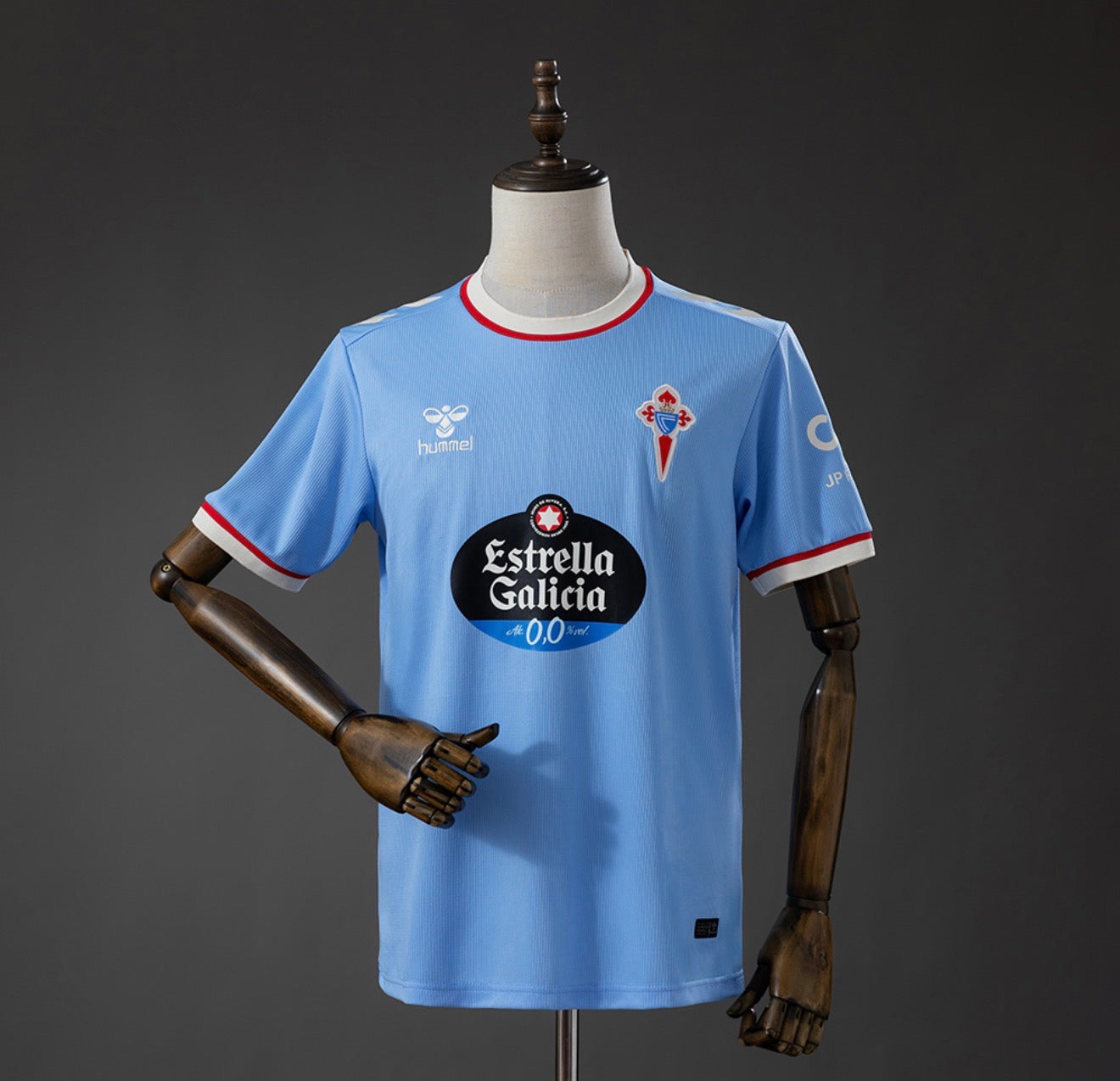 355BEDA7-36CF-40D9-A25B-359D89444CDE.jpg CELTA DE VIGO I 26/27 HOMBRE - Imagen 1