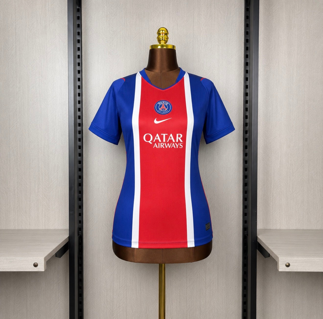 FC39D0F1-A59F-4BB9-B6A5-80D4D3564B14.jpg PSG I 26/27 MUJER - Imagen 1